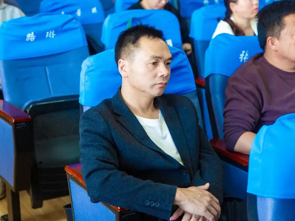 聚焦素养·精准施策·共赢中考 | 盘龙区财大附中、盘龙区云才文翰学校2026届复习备考联合教研交流会圆满举行 第8张 聚焦素养·精准施策·共赢中考 | 盘龙区财大附中、盘龙区云才文翰学校2026届复习备考联合教研交流会圆满举行 第8张