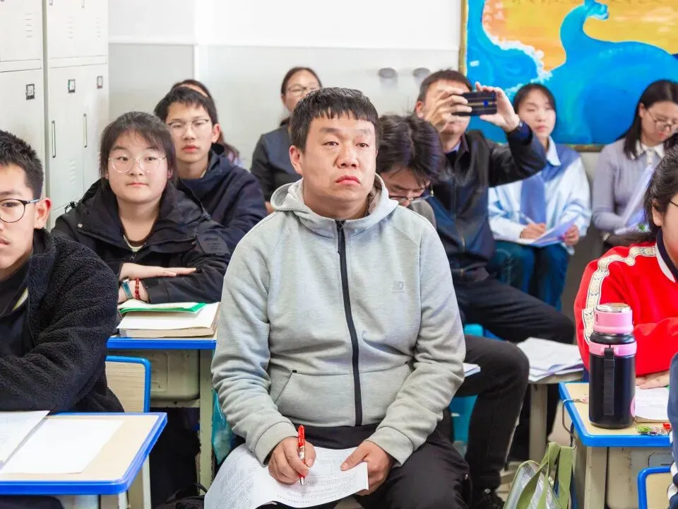 聚焦素养·精准施策·共赢中考 | 盘龙区财大附中、盘龙区云才文翰学校2026届复习备考联合教研交流会圆满举行 第32张 聚焦素养·精准施策·共赢中考 | 盘龙区财大附中、盘龙区云才文翰学校2026届复习备考联合教研交流会圆满举行 第32张