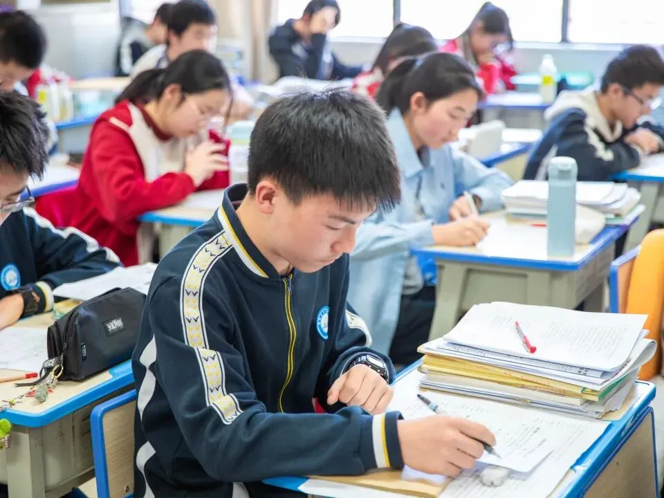 聚焦素养·精准施策·共赢中考 | 盘龙区财大附中、盘龙区云才文翰学校2026届复习备考联合教研交流会圆满举行 第35张 聚焦素养·精准施策·共赢中考 | 盘龙区财大附中、盘龙区云才文翰学校2026届复习备考联合教研交流会圆满举行 第35张