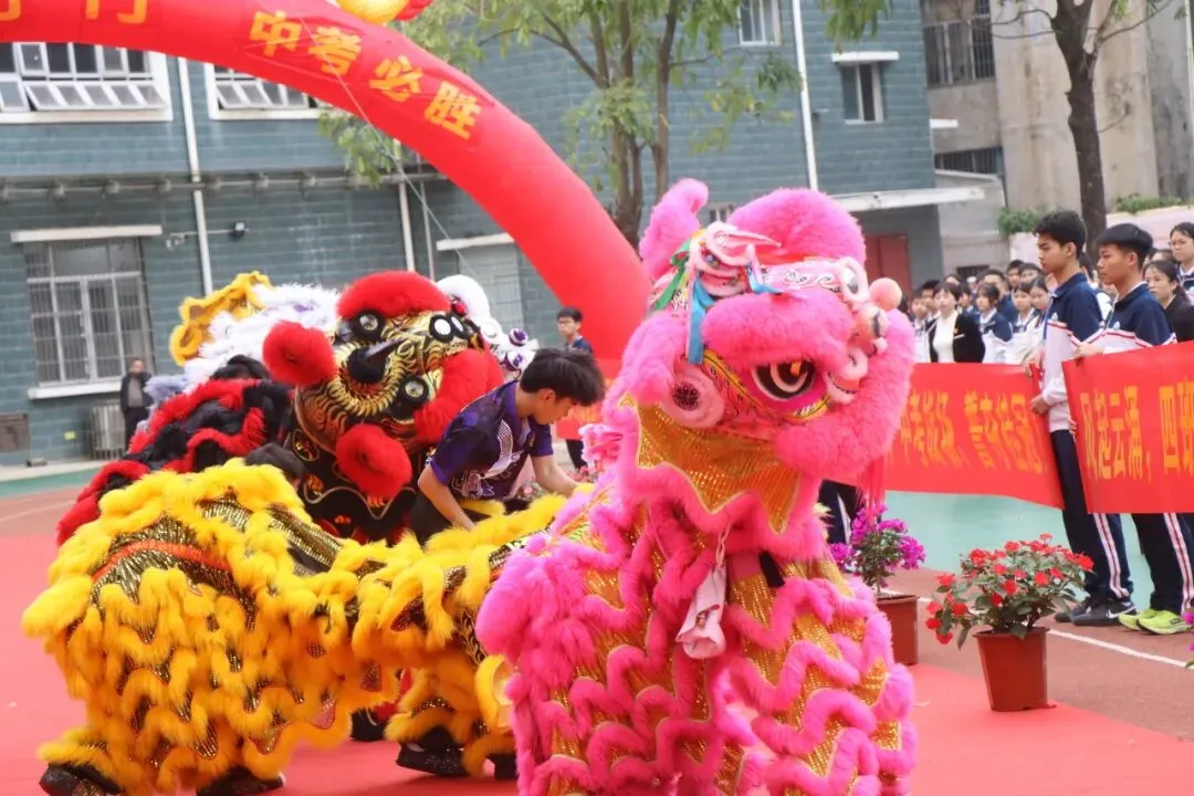 直击中考百日誓师|热血沸腾!钦州市第五中学这场大会超燃! 第15张