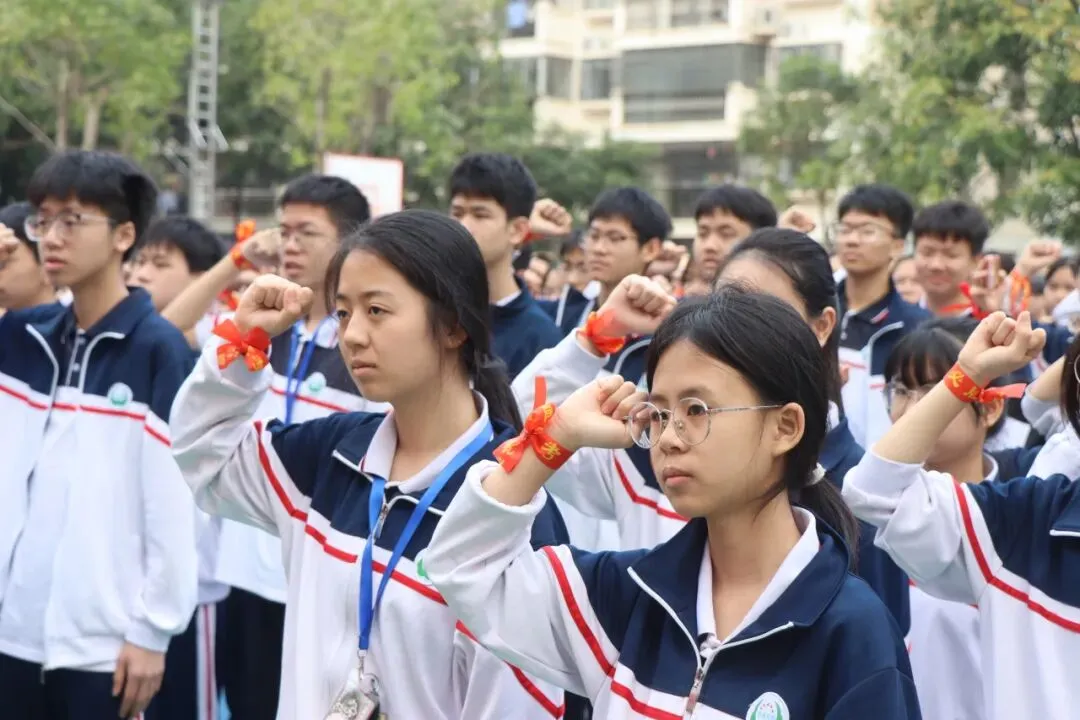 直击中考百日誓师|热血沸腾!钦州市第五中学这场大会超燃! 第27张
