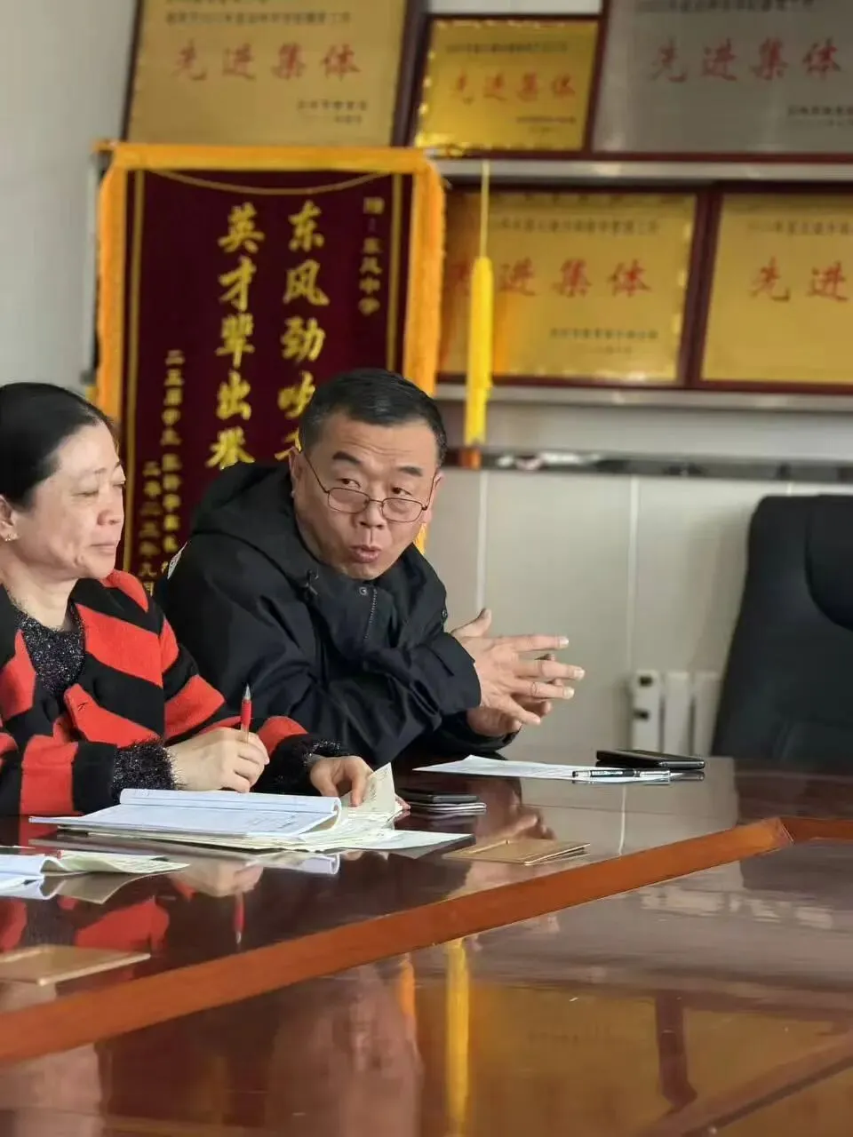 东风中学召开九年级中考备考动员会暨期末成绩质量分析会 第7张