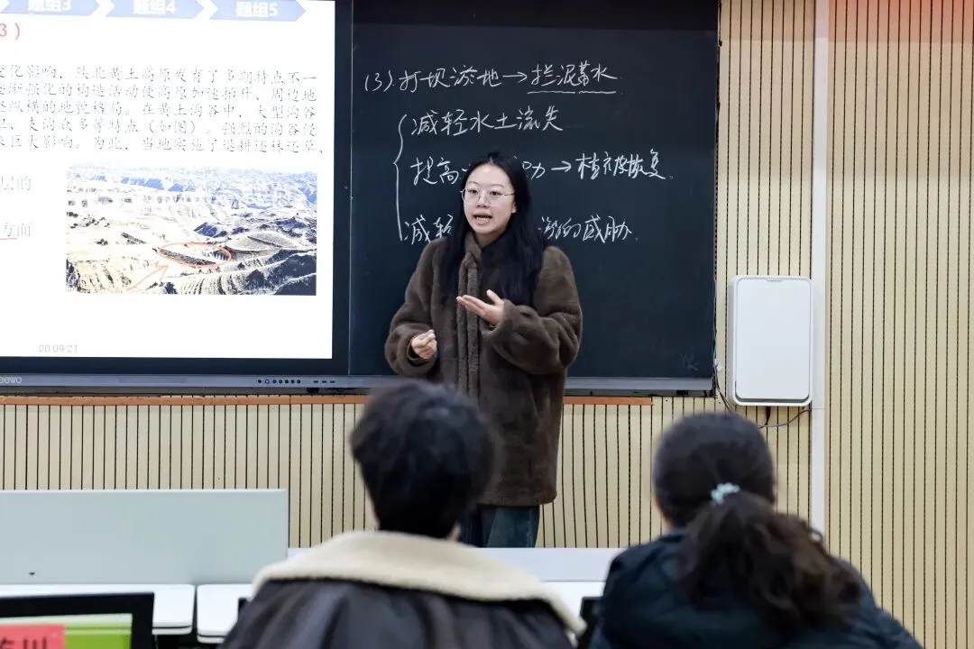 以赛促研,深耕真题 | 云天化中学高中部第二届教师“讲真题”比赛圆满落幕 第14张