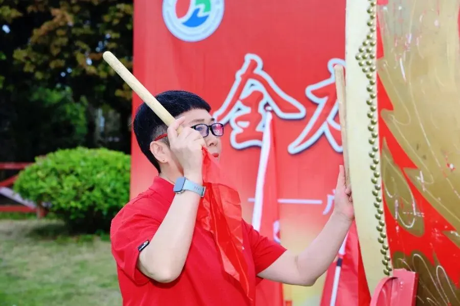 决胜中考 | 少年当有凌云志,敢向天地借长风 ——广州市景中实验中学举行2026届初三百日誓师大会 第6张