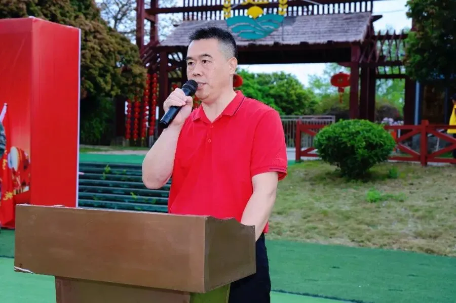 决胜中考 | 少年当有凌云志,敢向天地借长风 ——广州市景中实验中学举行2026届初三百日誓师大会 第7张