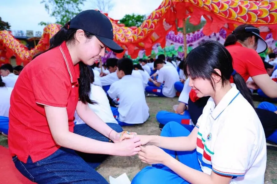 决胜中考 | 少年当有凌云志,敢向天地借长风 ——广州市景中实验中学举行2026届初三百日誓师大会 第13张