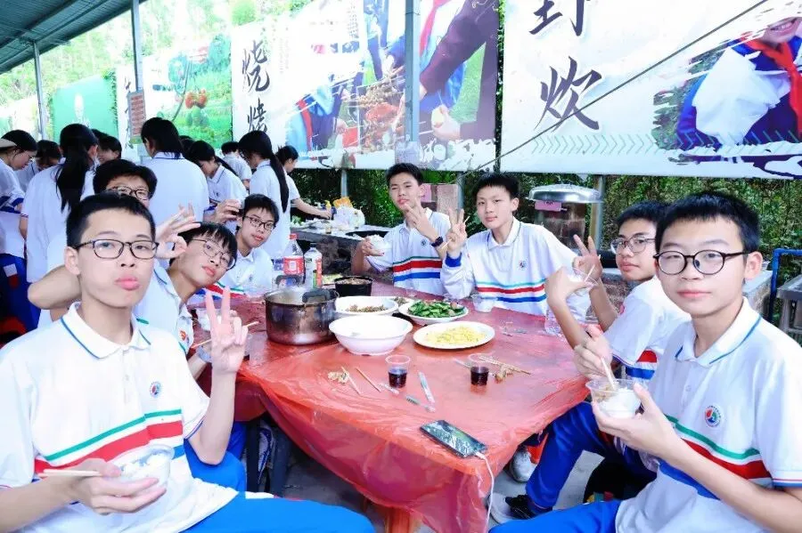 决胜中考 | 少年当有凌云志,敢向天地借长风 ——广州市景中实验中学举行2026届初三百日誓师大会 第16张