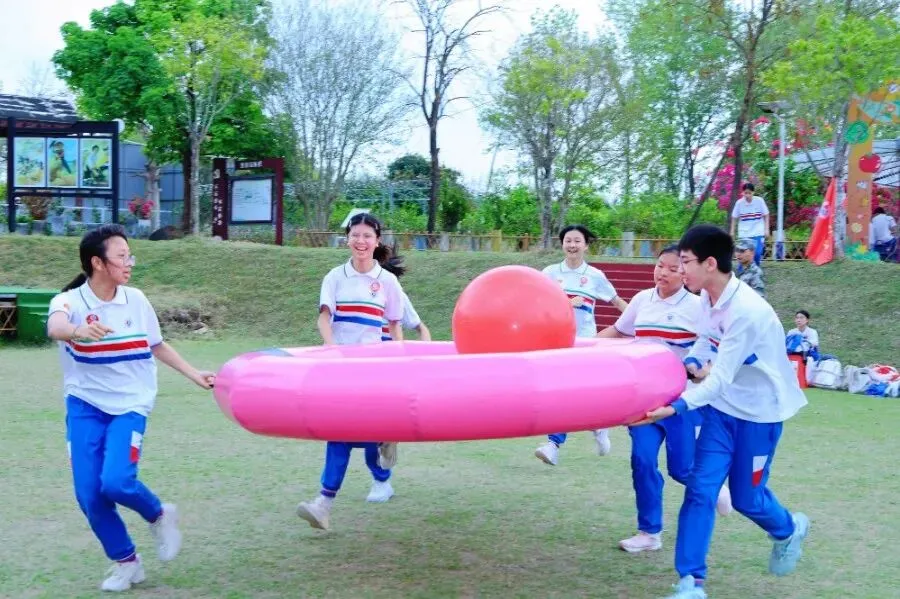 决胜中考 | 少年当有凌云志,敢向天地借长风 ——广州市景中实验中学举行2026届初三百日誓师大会 第22张