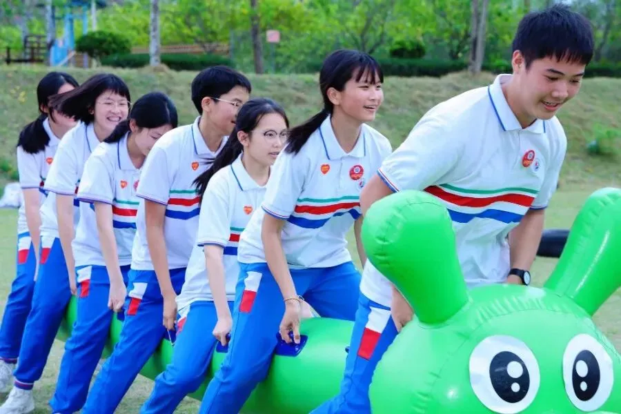 决胜中考 | 少年当有凌云志,敢向天地借长风 ——广州市景中实验中学举行2026届初三百日誓师大会 第24张