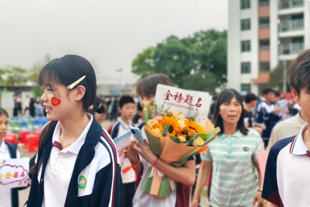 少年奋发立凌云壮志 百日鏖战夺中考胜利——英德市石灰铺中学2026年百日誓师大会 第53张