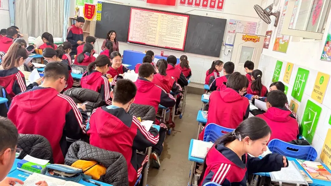 取经问道促提升 凝心聚力备中考——霍林郭勒市第一中学初中部初三教师外出培训纪实 第28张