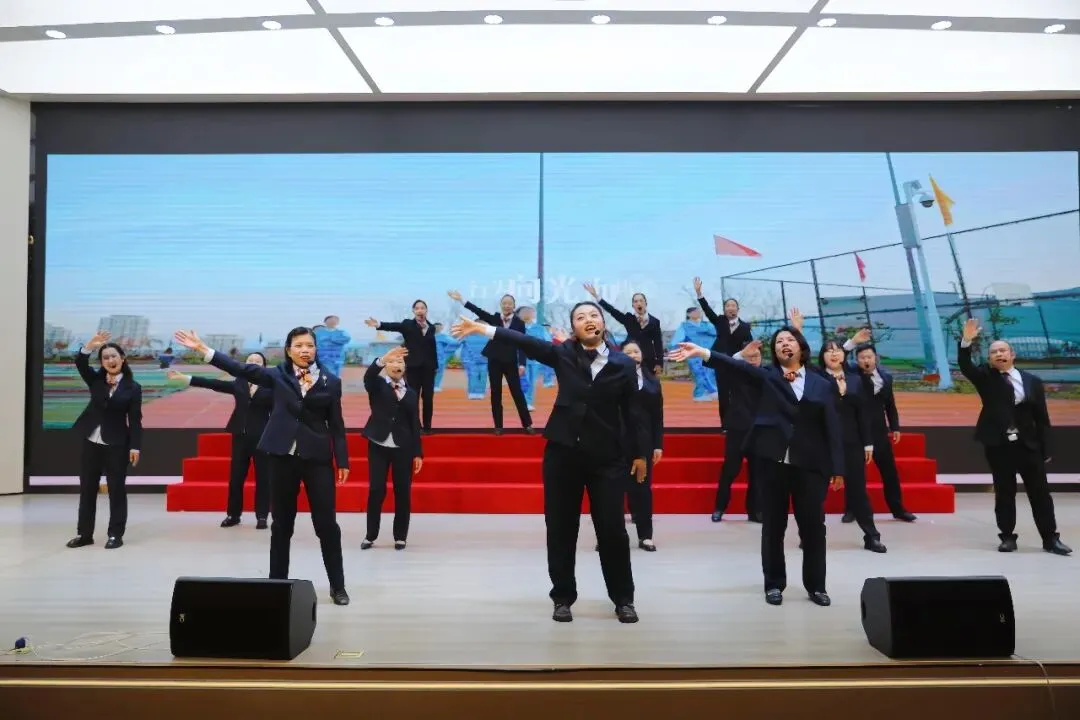 表彰励志促奋进 凝心聚力战中考——保山一中举行2026届初三年级上学期期末考试表扬暨学习动员大会 第81张