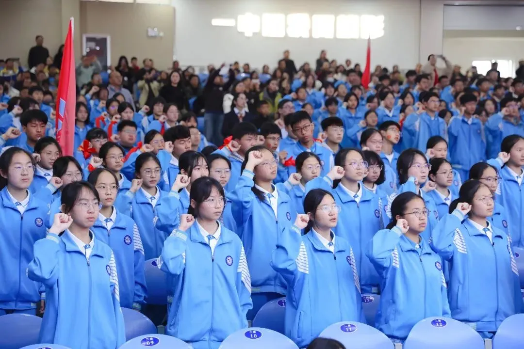 表彰励志促奋进 凝心聚力战中考——保山一中举行2026届初三年级上学期期末考试表扬暨学习动员大会 第87张