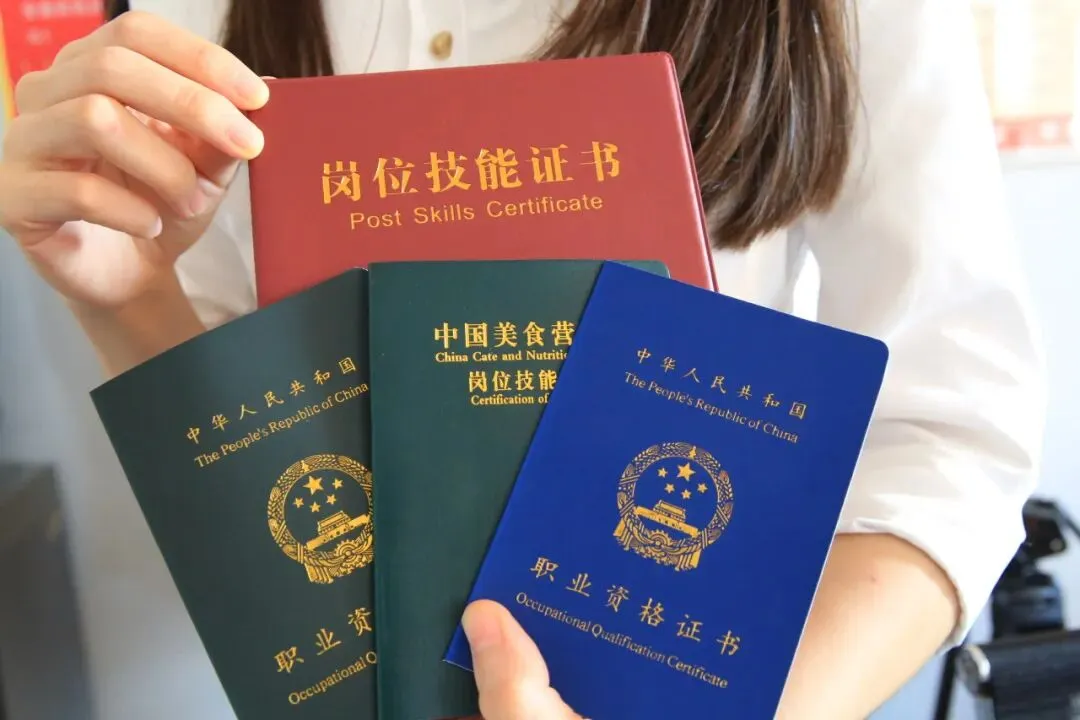 高三模考成绩差?考不上好大学≠没有好未来,这届高三生有了新选择 | 技能+学历+高薪,选择江苏新东方这条升学就业路 第21张