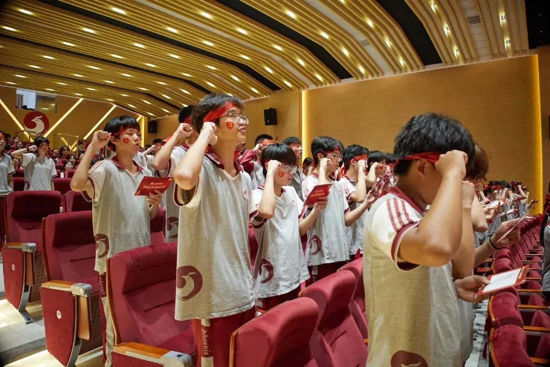 百日砺剑,六月扬眉——凤凰学校中考百日誓师,燃动青春赴征程! 第27张