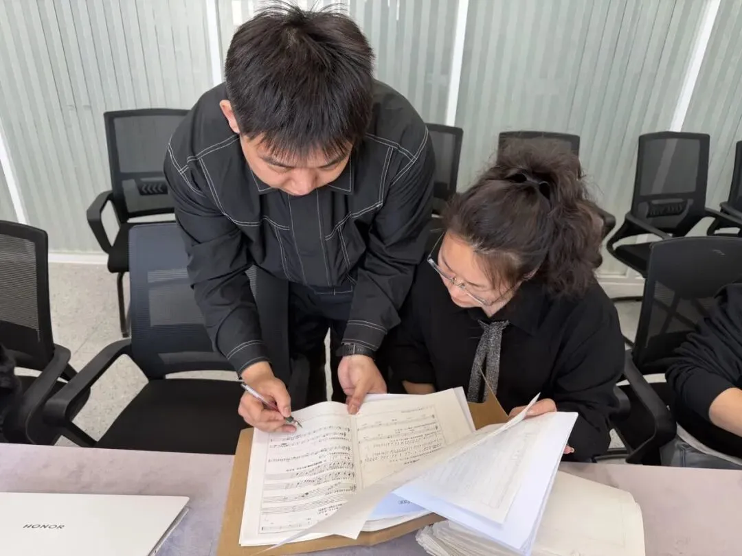 夯实教学质量基础:艺术设计学院完成期末试卷专项互查 第4张