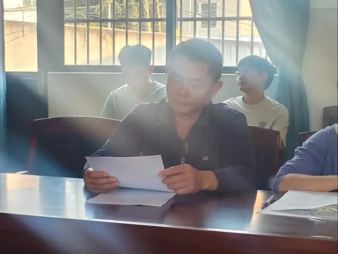 我校顺利召开2026年中考备考会议 第11张