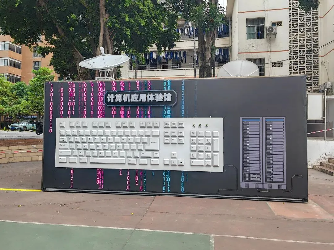 中考成绩低于300以下推荐中职_广西工商学校(计算机平面设计) 第6张