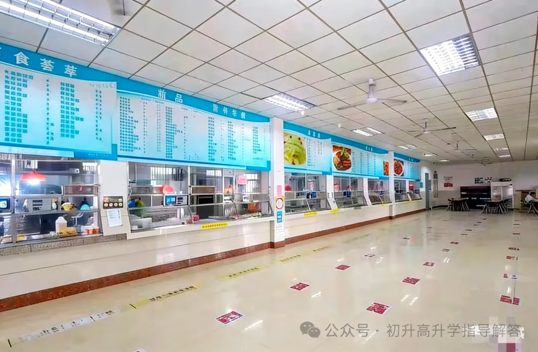 中考成绩低于300以下推荐中职_广西工商学校(计算机平面设计) 第8张