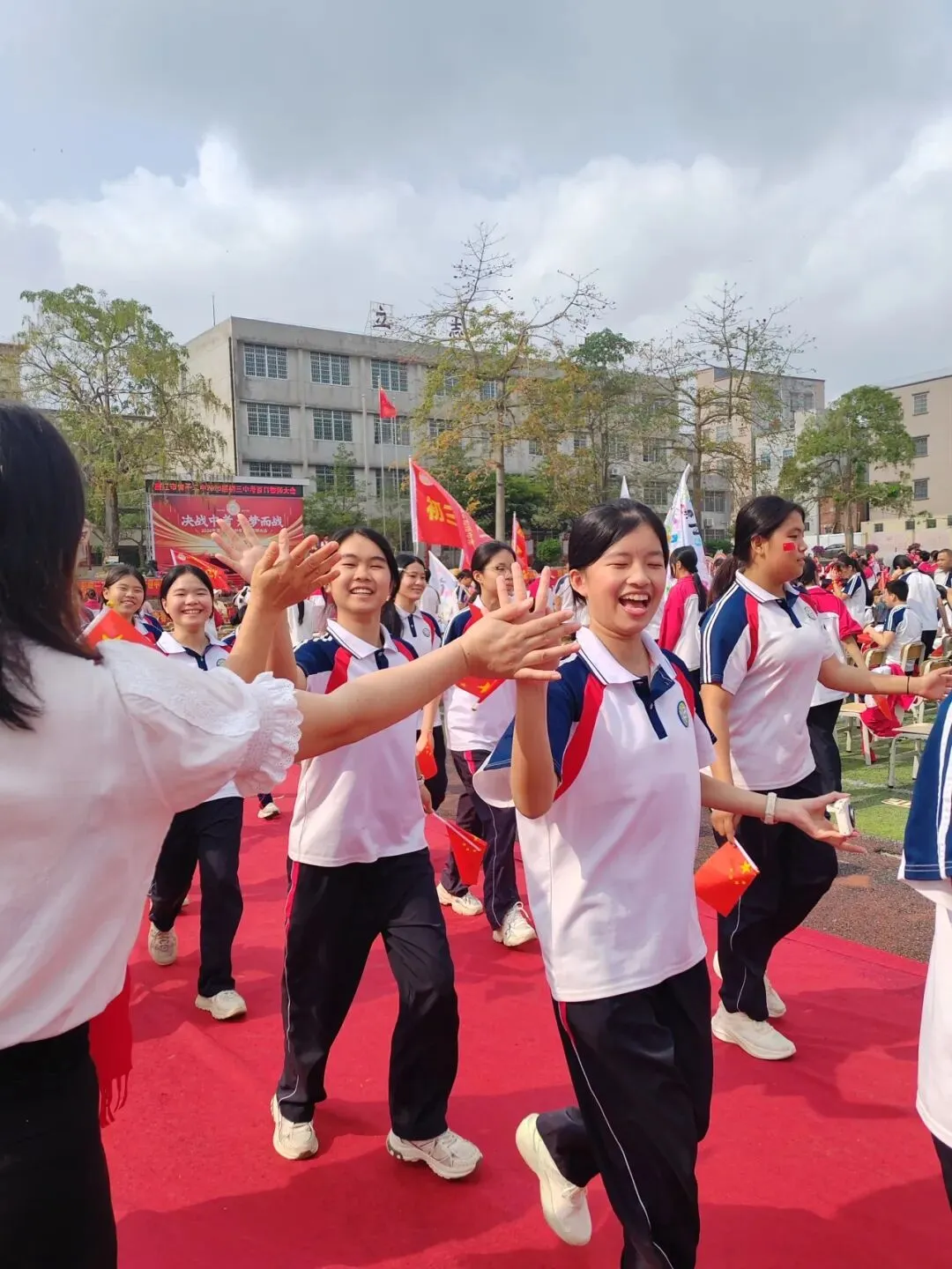 决战中考,为梦而战——廉江市青平二中2026年中考百日誓师大会 第49张