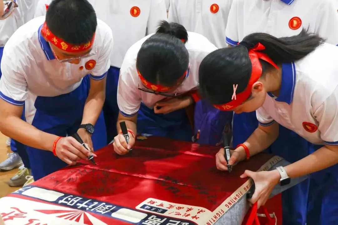 百日策马闯雄关,决胜中考谱新篇 第44张 百日策马闯雄关,决胜中考谱新篇 第44张