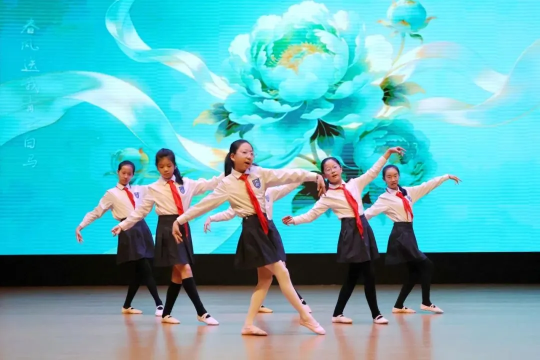 骐骥驰骋 逐梦六月 | 世外临港九年级中考百日誓师大会高燃落幕 第14张