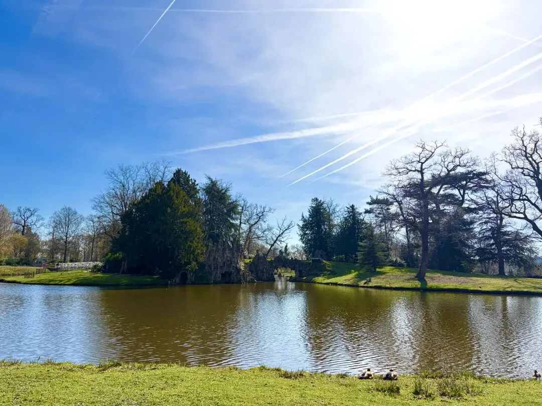 2026省考真题范文:城市建设平衡之道(第243篇) 第2张