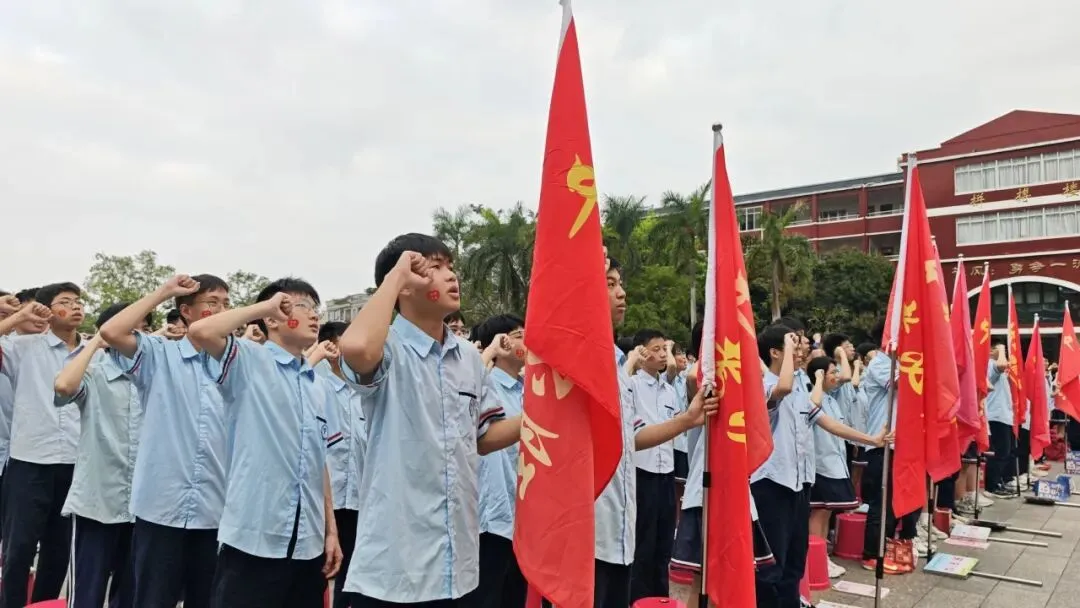 【百日逐梦,马跃中考】星鹏学校举行2026年中考前一百天激励大会 第36张