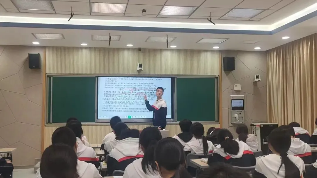 精研标题考点 助力中考备考——东山县九年级语文专题公开课开讲 第1张