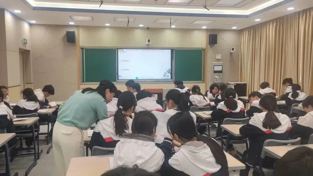 精研标题考点 助力中考备考——东山县九年级语文专题公开课开讲 第7张