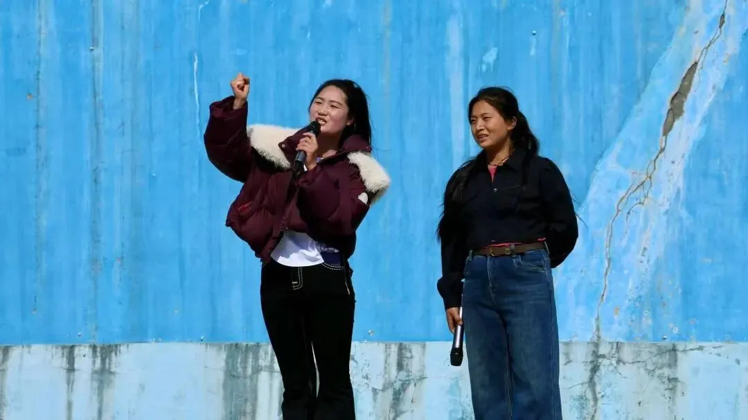 百日逐梦,马跃中考;笃行致远,决胜今朝——六盘水市水城区南部园区中学2026届百日誓师大会圆满举行 第34张