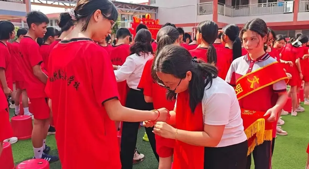 【百日逐梦,决战中考】星鹏附属实验学校举行2026年中考前100天激励大会 第82张