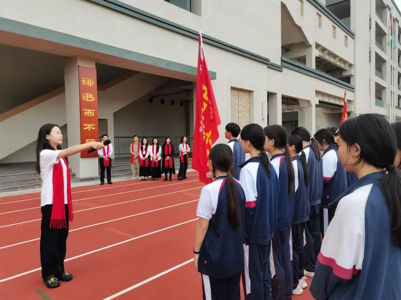 拼搏百日,圆梦七月——草堂中学中考百日冲刺誓师大会圆满举行 第18张