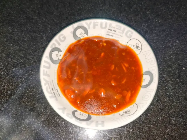 中考倒计时!初三儿子的早餐,自己在家做煎饼果子,比卖的还好吃 第5张