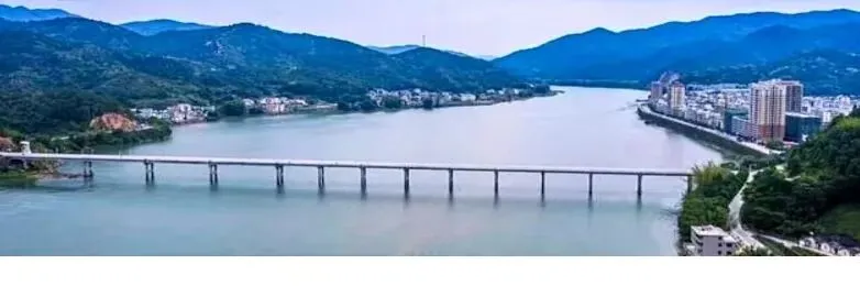 潭山学校举行八九年级中考百日誓师大会 第1张