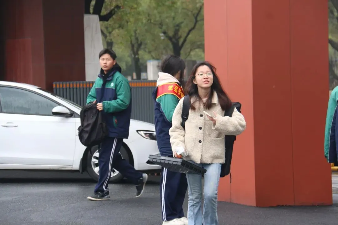 株洲市首届美术中考模拟考试圆满举行,近400名初三学子实战练兵! 第16张