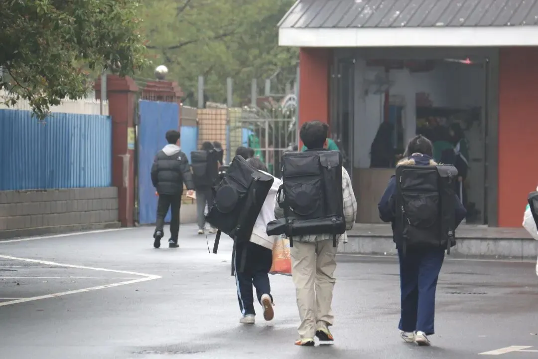 株洲市首届美术中考模拟考试圆满举行,近400名初三学子实战练兵! 第20张