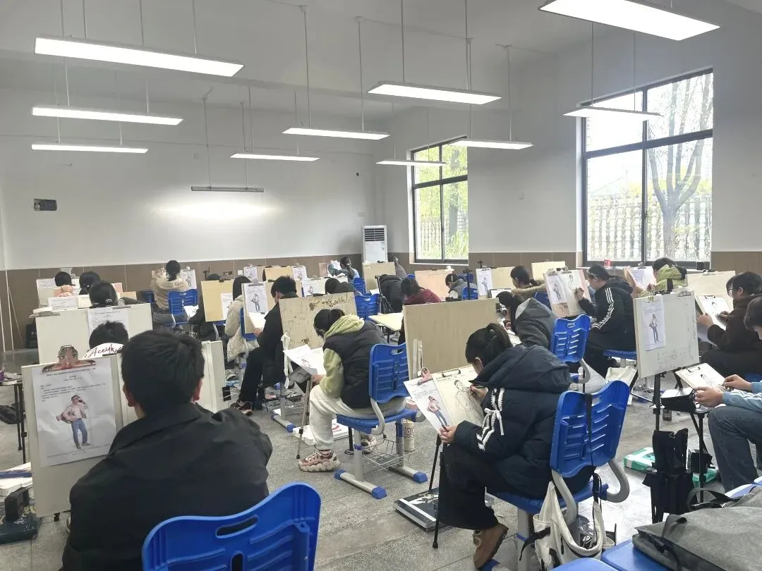 株洲市首届美术中考模拟考试圆满举行,近400名初三学子实战练兵! 第34张