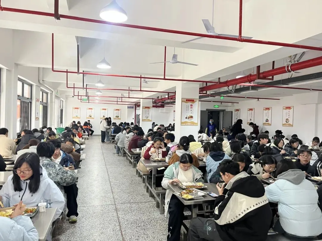 株洲市首届美术中考模拟考试圆满举行,近400名初三学子实战练兵! 第45张