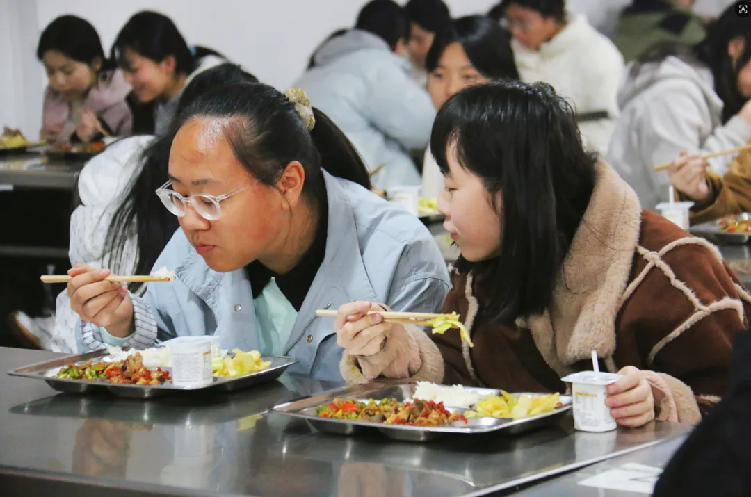 株洲市首届美术中考模拟考试圆满举行,近400名初三学子实战练兵! 第48张