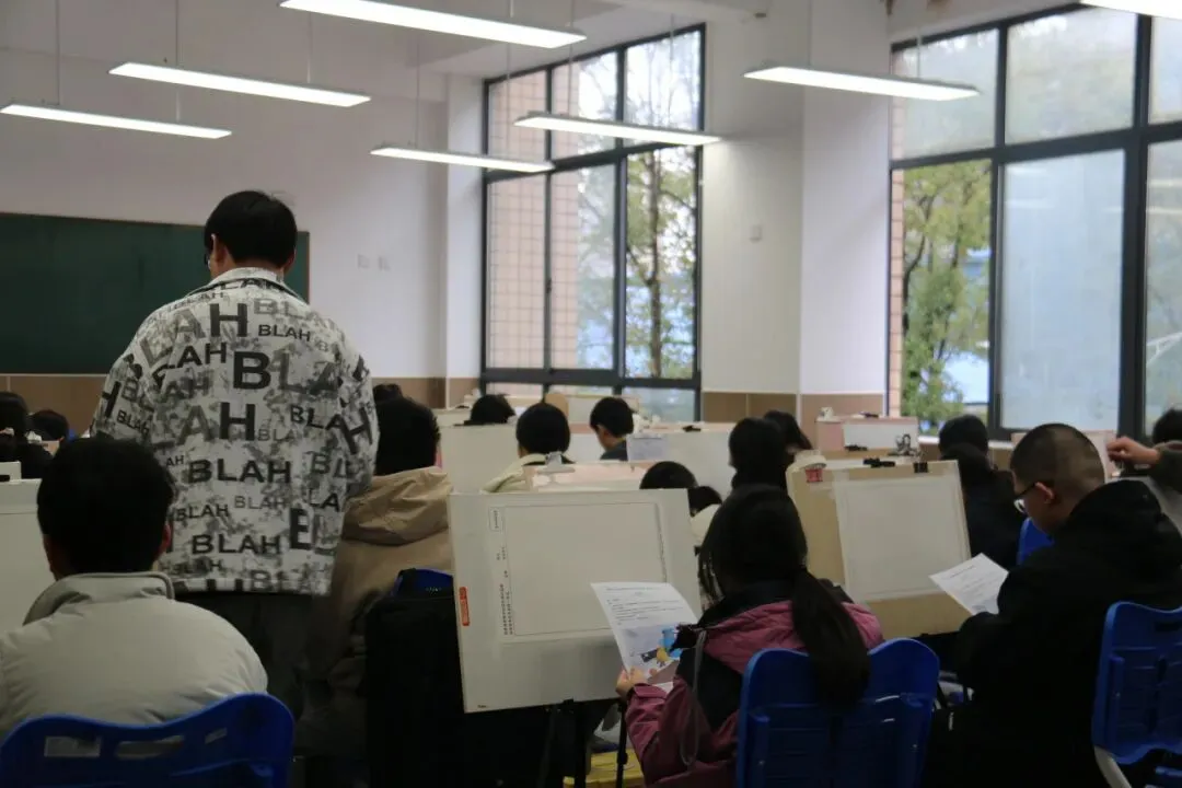 株洲市首届美术中考模拟考试圆满举行,近400名初三学子实战练兵! 第76张
