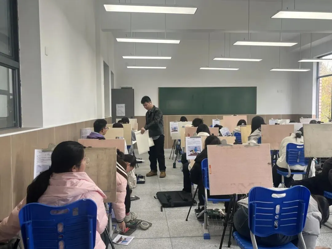 株洲市首届美术中考模拟考试圆满举行,近400名初三学子实战练兵! 第84张