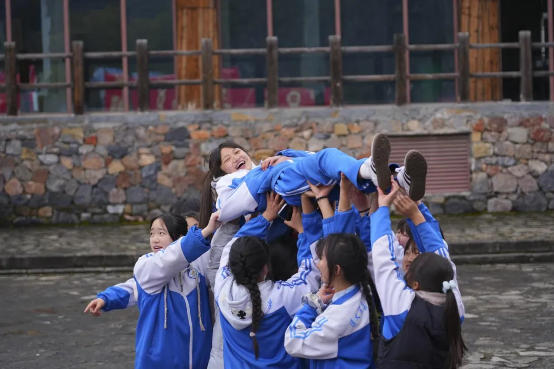 中考真题!2017-2025年中考(全科)语文、英语、数学试卷真题及答案汇总下载!3.24 第19张