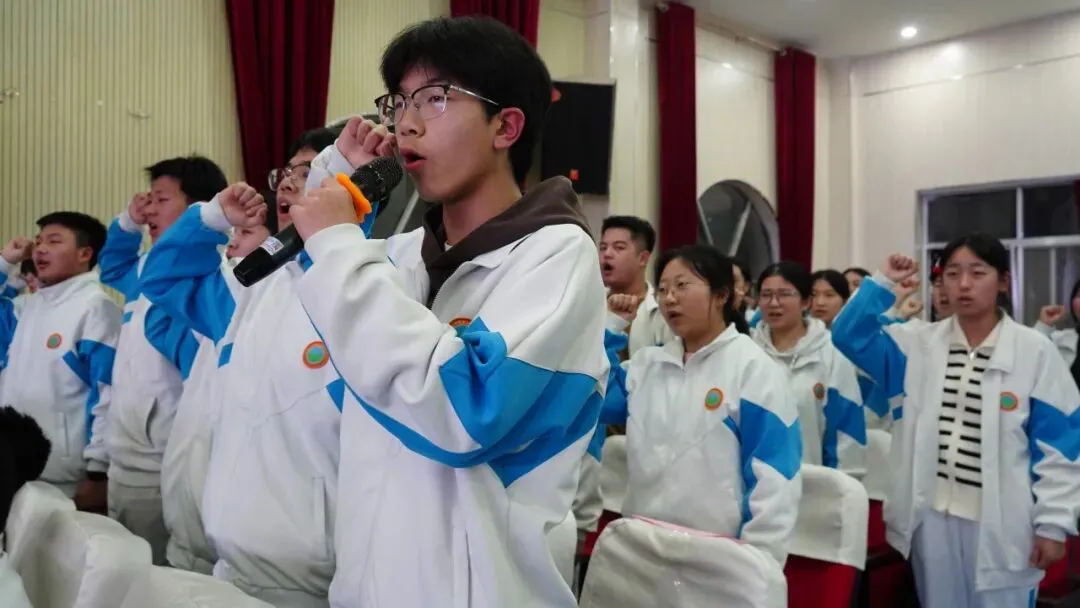 逐梦前行,为梦而战 ——长安三中中考复习励志动员会圆满举行 第24张