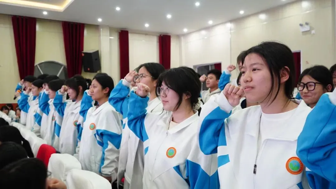 逐梦前行,为梦而战 ——长安三中中考复习励志动员会圆满举行 第29张