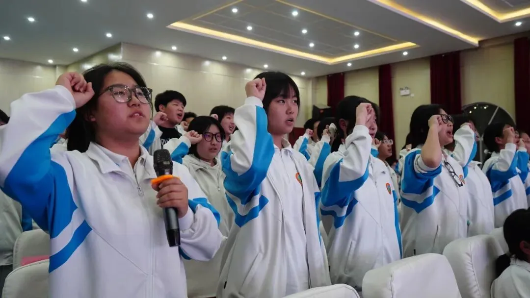 逐梦前行,为梦而战 ——长安三中中考复习励志动员会圆满举行 第31张