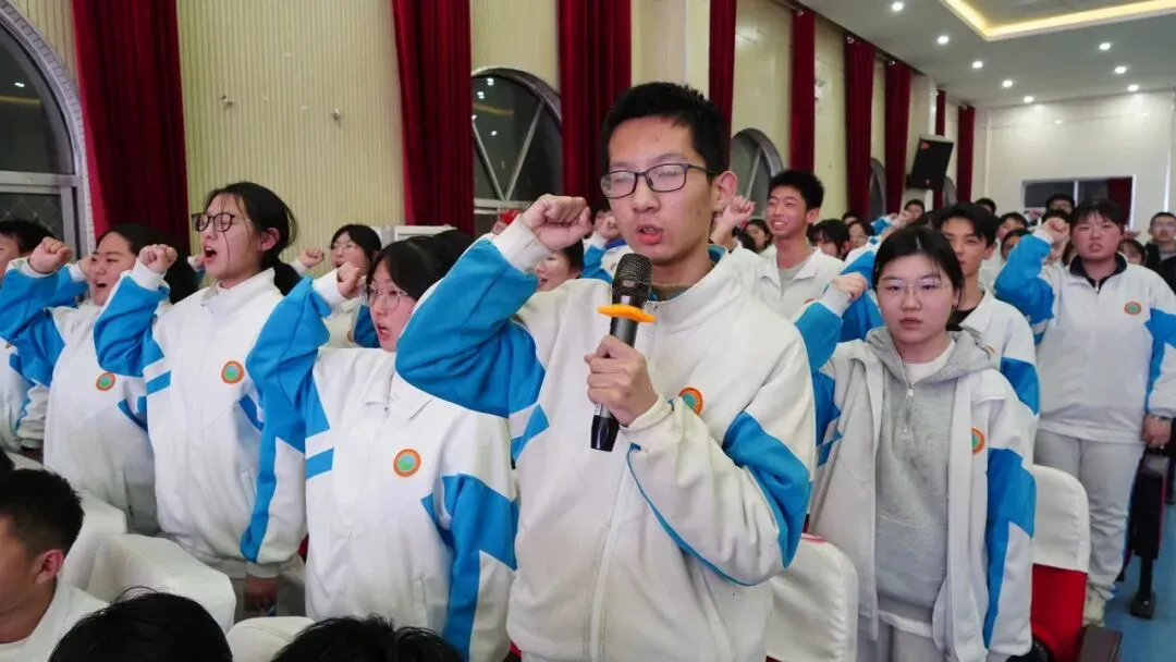 逐梦前行,为梦而战 ——长安三中中考复习励志动员会圆满举行 第33张