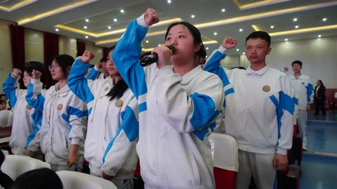 逐梦前行,为梦而战 ——长安三中中考复习励志动员会圆满举行 第34张