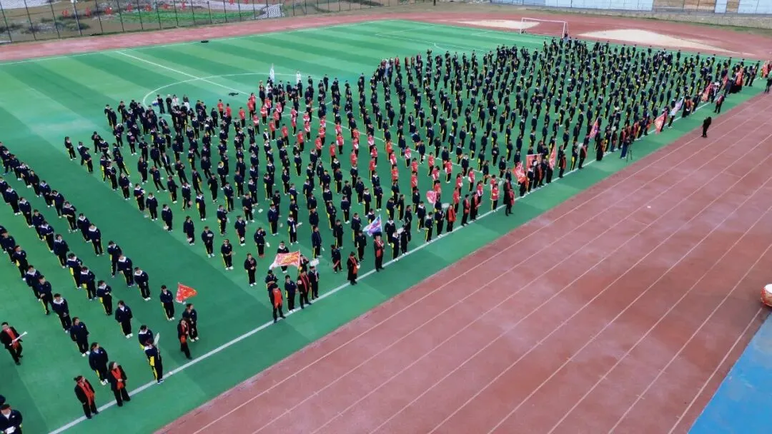 “点燃激情·赢在中考”冲刺中考誓师大会 第49张