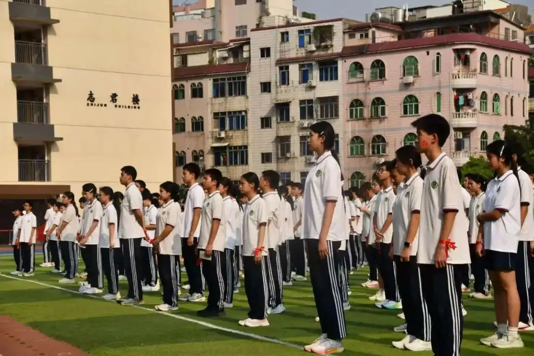 握笔百日书凌云壮志,扬帆中考启锦绣新程——2026届中考百日冲刺誓师大会圆满举行 第10张